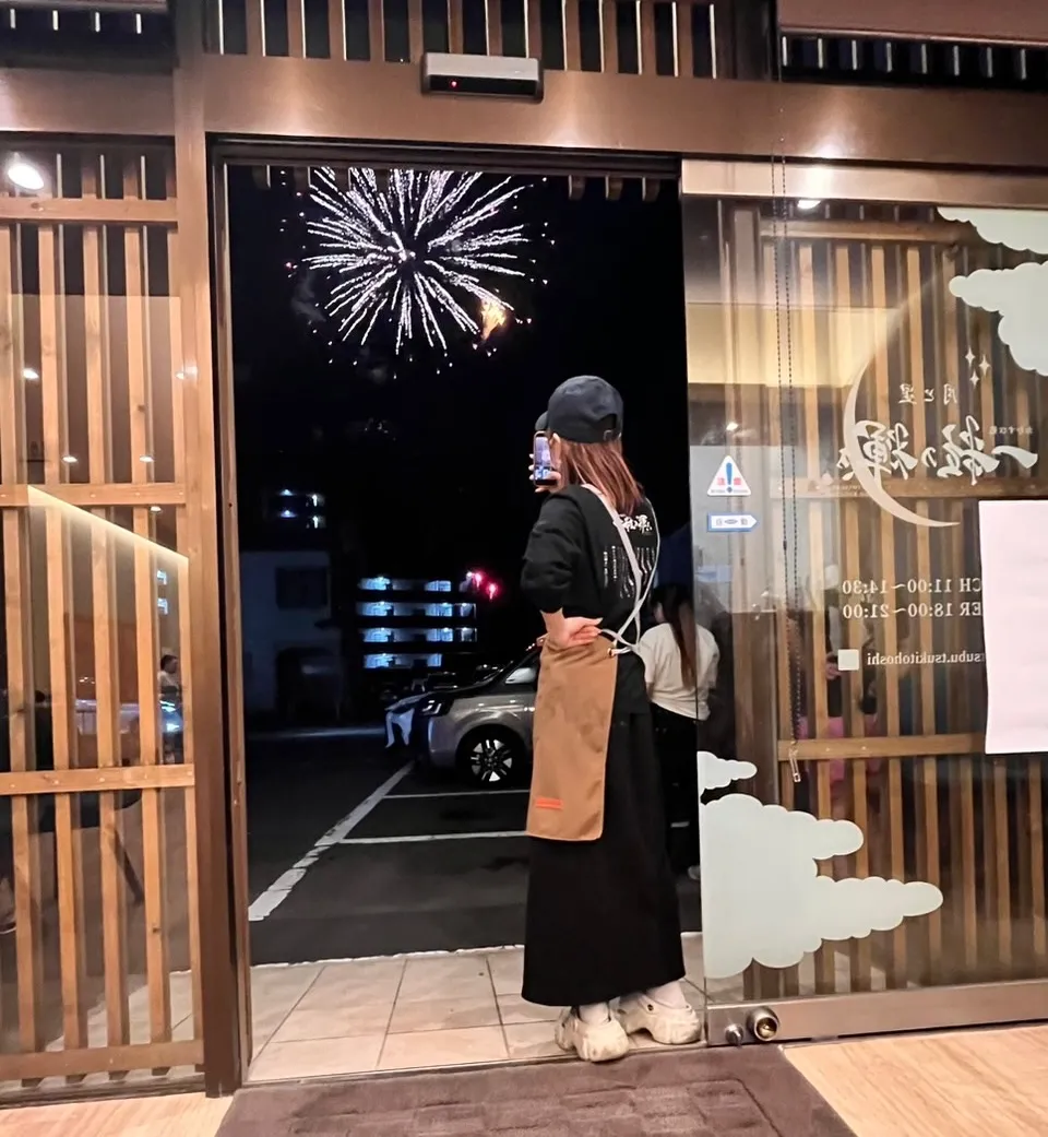 月と星を営業して初めての川まつりでした。